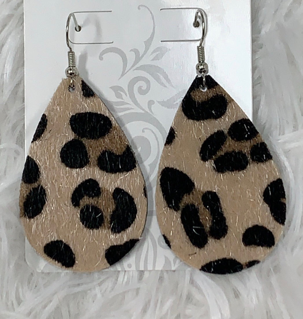 Leopard Teardrop Textured Earrings