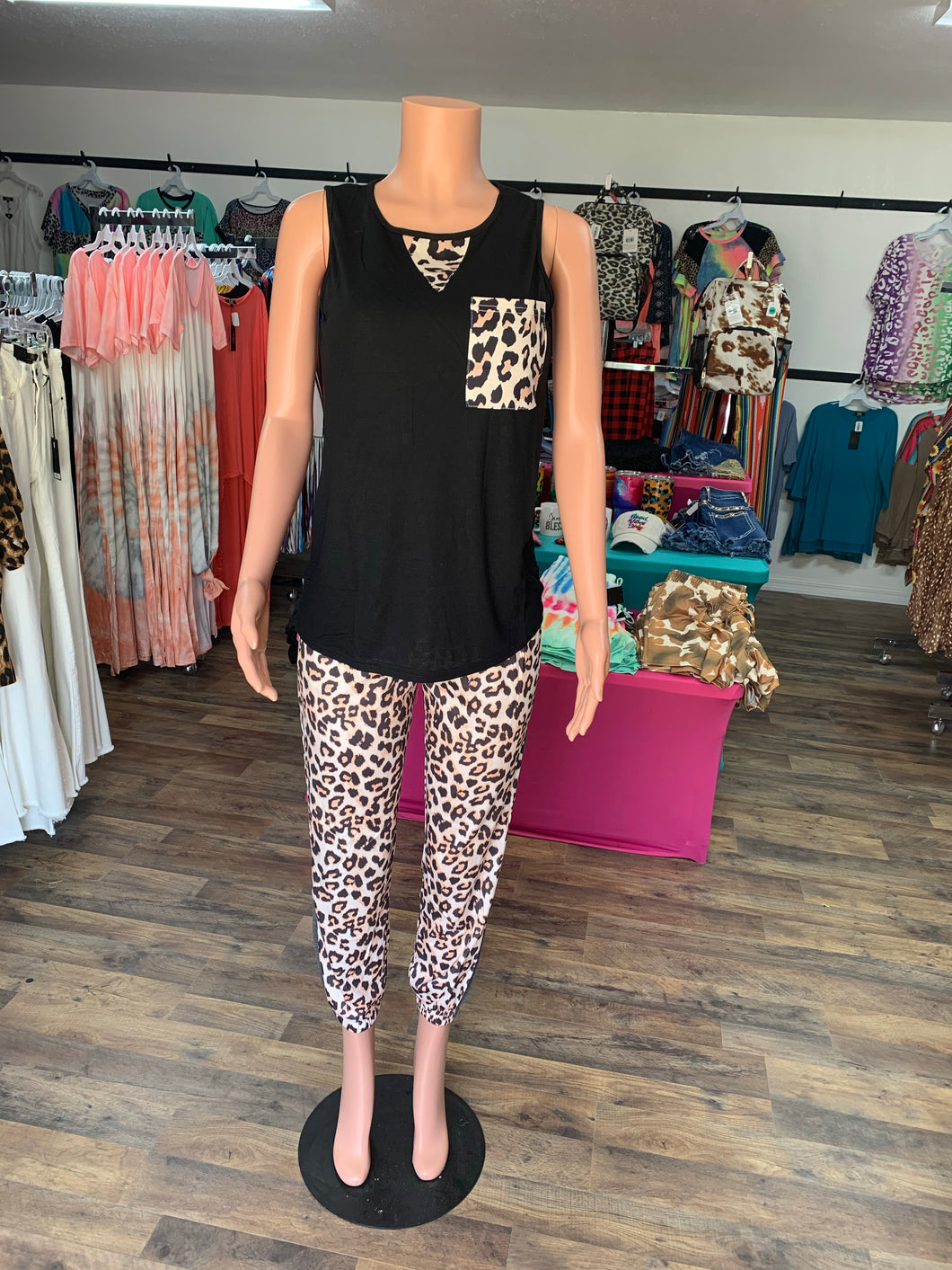 Leopard Joggers With Elastic Waist & Pockets