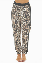 Load image into Gallery viewer, Leopard Joggers With Elastic Waist &amp; Pockets
