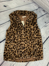 Load image into Gallery viewer, Leopard Zip Up Vest
