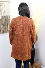 Load image into Gallery viewer, Zenana Golden Rust Mineral Wash Top
